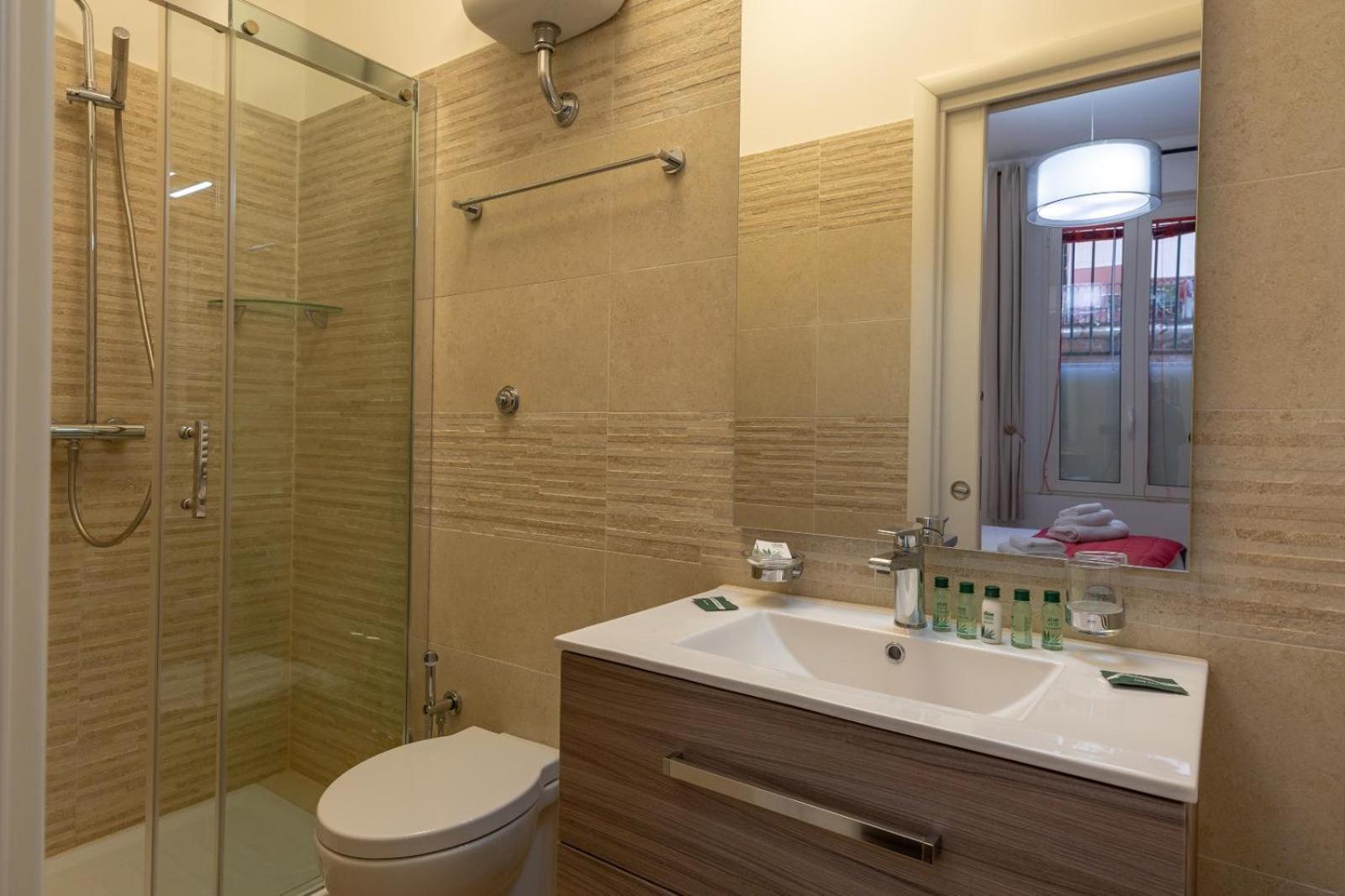 Flatinrome Trastevere Deluxe Rooms - Green Patio Exteriér fotografie