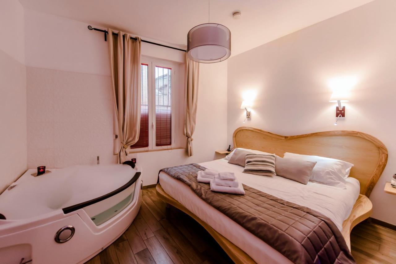 Flatinrome Trastevere Deluxe Rooms - Green Patio Exteriér fotografie