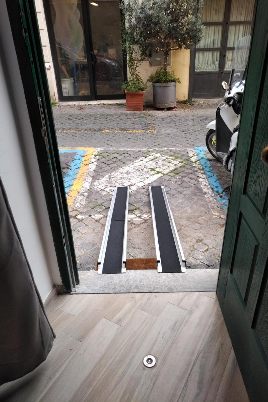 Flatinrome Trastevere Deluxe Rooms - Green Patio Exteriér fotografie