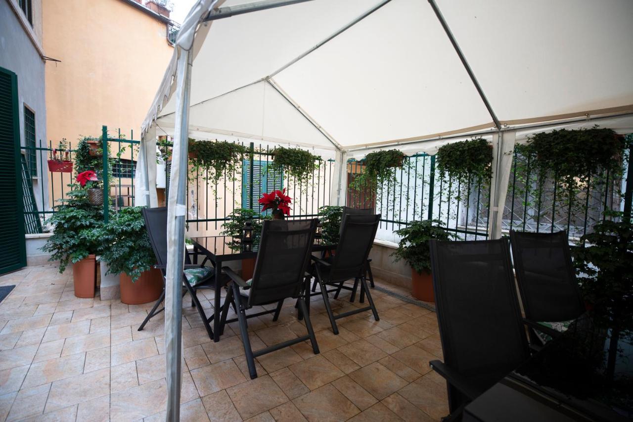 Flatinrome Trastevere Deluxe Rooms - Green Patio Exteriér fotografie